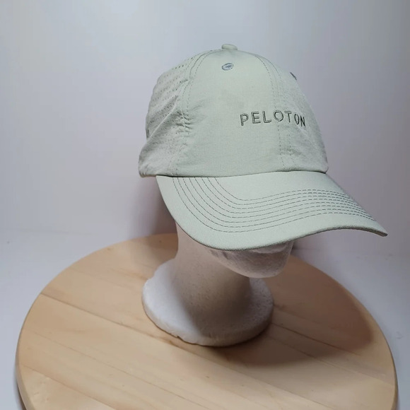 Peloton Run Vented Hat Strapback Perforated Sage Green see pictures for referenc - Picture 7 of 8